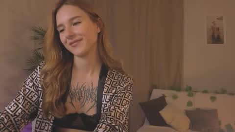 Maria online show from 10-04-25, 02:59