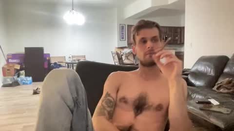 Snapshot of vegassangel chatting on 11-15-25, 03:04 Joeyyy online show from 11-15-25, 03:04