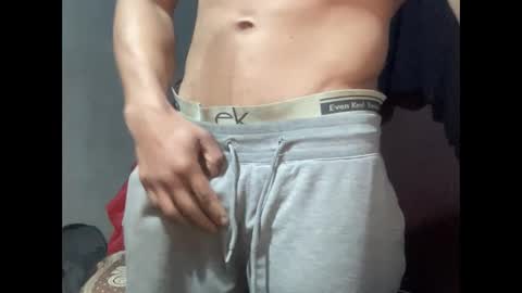 Snapshot of veilofstrength11 chatting on 12-16-25, 12:59 veilofstrength11 online show from 12-16-25, 12:59