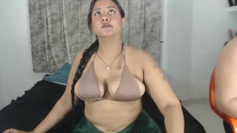 Snapshot of velaand_edwar01 chatting on 05-13-26, 12:30 VelaAndEdwa online show from 05-13-26, 12:30
