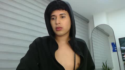 velascosexyboy online show from 01-09-25, 02:11