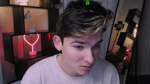 veldi_to online show from 12-20-25, 07:21