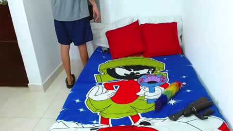 Snapshot of velk_hot1 chatting on 11-27-25, 03:14 velk_hot1 online show from 11-27-25, 03:14