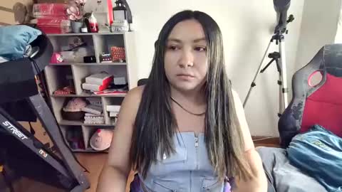 Snapshot of vellarossa chatting on 05-18-26, 06:14 Im VelaI will be Christmas and New Year with my family December 22 to January 13 I will miss you guys. online show from 05-18-26, 06:14