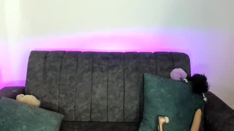 velmoon online show from 12-05-25, 08:27