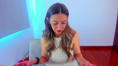 Sara online show from 05-25-26, 06:47