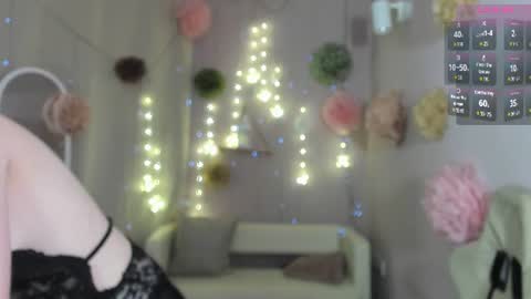 Kim online show from 07-15-26, 08:47