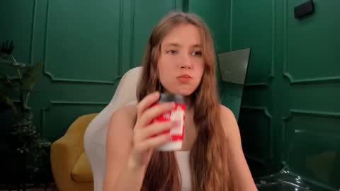 velvet_cherry online show from 03-12-25, 03:29