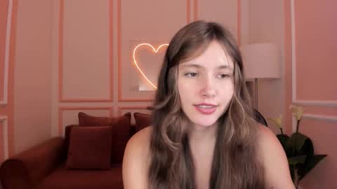 velvet_cherry online show from 09-19-25, 04:29