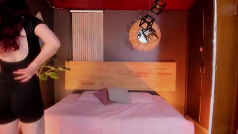 Isabella  online show from 02-13-26, 12:23