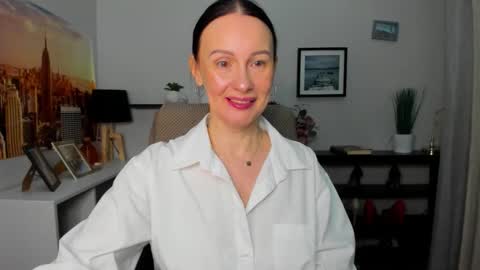 Jasmine online show from 12-19-25, 07:26