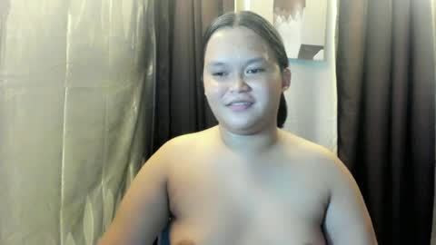 Snapshot of velvet_jess chatting on 06-12-26, 06:23 call me jessie online show from 06-12-26, 06:23