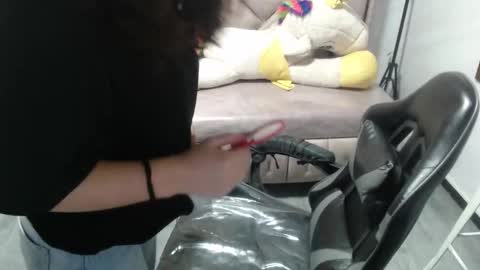 velvet_moon_v online show from 11-19-25, 01:11