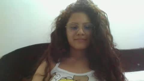 velvet_moon_v online show from 04-22-26, 11:17