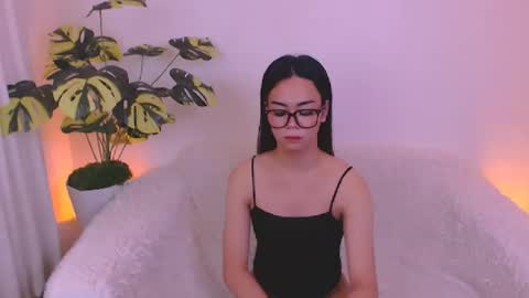 Velvet online show from 06-21-26, 02:25