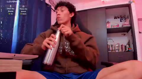 juansito online show from 06-19-26, 03:16