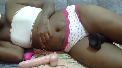 Snapshot of velvet_temptress chatting on 02-25-25, 08:14 velvet online show from 02-25-25, 08:14