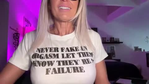 VelvetBarbie online show from 03-31-26, 05:35