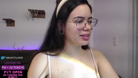  Crystal         PVT OPEN online show from 10-08-25, 07:39