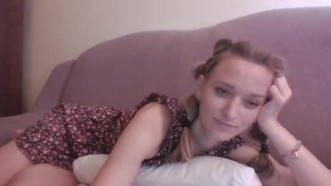Snapshot of velvetintuition chatting on 06-18-26, 05:19 velvetintuition online show from 06-18-26, 05:19