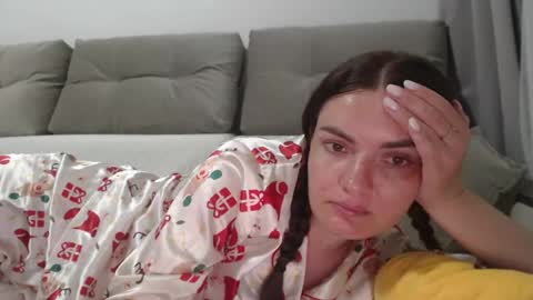 velvetmoon123 online show from 04-26-26, 06:05