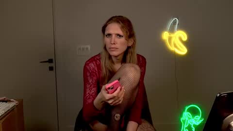 VelvetTGirl online show from 03-02-26, 07:15