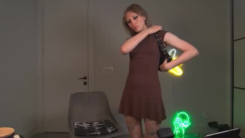 VelvetTGirl online show from 03-23-26, 03:43