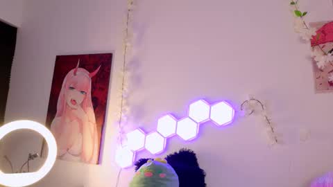 velvetvibes_ online show from 12-23-25, 01:47