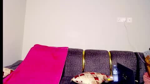 Snapshot of velvetvixen02 chatting on 03-08-26, 02:04 cathy online show from 03-08-26, 02:04