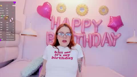 Yvonne online show from 01-10-26, 12:23