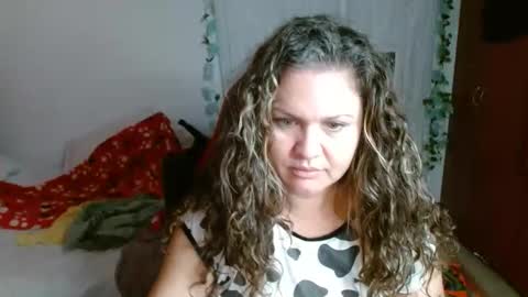 venecasexy44 online show from 12-16-25, 11:04