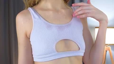 Venelopa online show from 02-18-25, 01:22