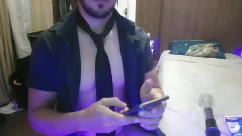 Snapshot of venezuelan420 chatting on 10-14-25, 04:46 venezuelan420 online show from 10-14-25, 04:46