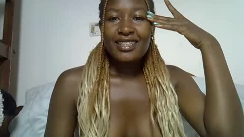 Snapshot of venom_kisses5050 chatting on 02-16-26, 12:01 venom_kisses5050 online show from 02-16-26, 12:01