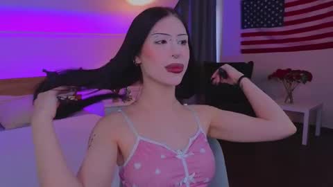 Snapshot of venomeowww_ chatting on 01-06-26, 04:16 Vivian online show from 01-06-26, 04:16