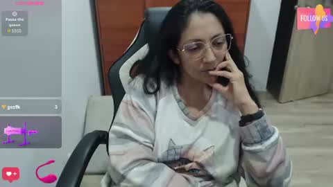 venus496613 online show from 07-23-26, 11:57