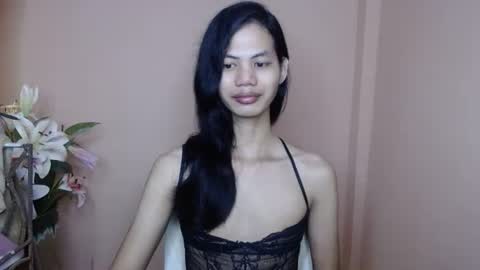 Snapshot of venus_192003 chatting on 12-04-25, 10:40 venus cute online show from 12-04-25, 10:40