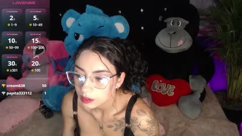 Snapshot of venus_26_ chatting on 11-06-25, 11:48 eva online show from 11-06-25, 11:48