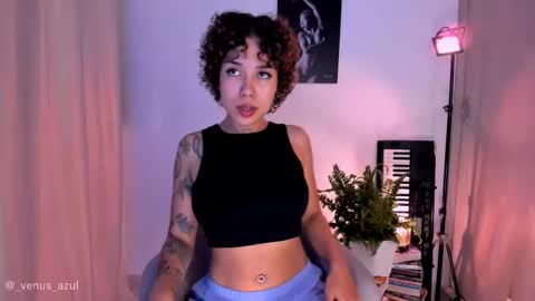 Snapshot of venus_azul chatting on 09-14-25, 12:43 JulietaIndependent Model venus azul online show from 09-14-25, 12:43