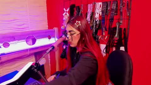 VENUS online show from 02-25-26, 12:15