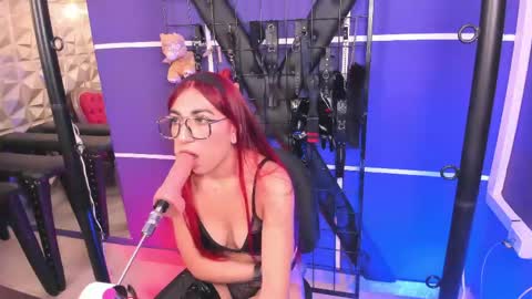 VENUS online show from 04-25-26, 01:41