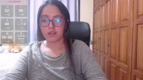 Snapshot of venus_cat_ chatting on 01-10-26, 02:57 Venus online show from 01-10-26, 02:57