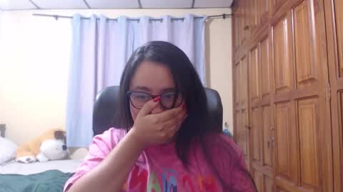 Snapshot of venus_cat_ chatting on 02-05-26, 03:44 Venus online show from 02-05-26, 03:44