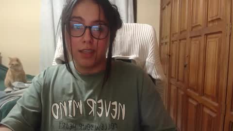 Snapshot of venus_cat_ chatting on 02-20-26, 06:26 Venus online show from 02-20-26, 06:26