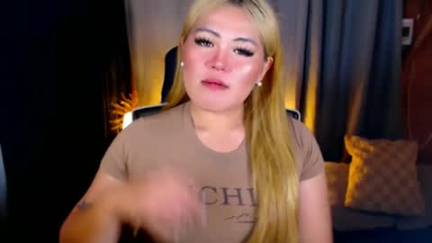 I am Colly Your mystery girl online show from 07-07-26, 04:37