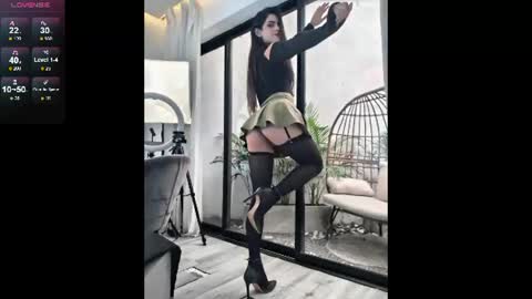 Snapshot of venus_flame chatting on 06-13-26, 11:57 VENUS online show from 06-13-26, 11:57