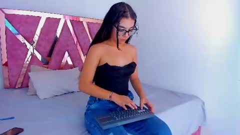 Snapshot of venus_secrets chatting on 06-12-26, 09:46 VERONICA online show from 06-12-26, 09:46