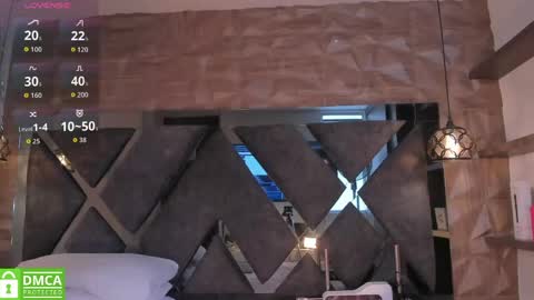 Venus online show from 04-23-26, 12:04