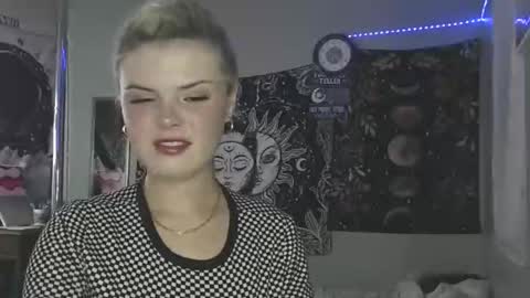 Miss Venus online show from 11-11-25, 03:01