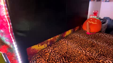 Venus online show from 02-12-25, 03:07